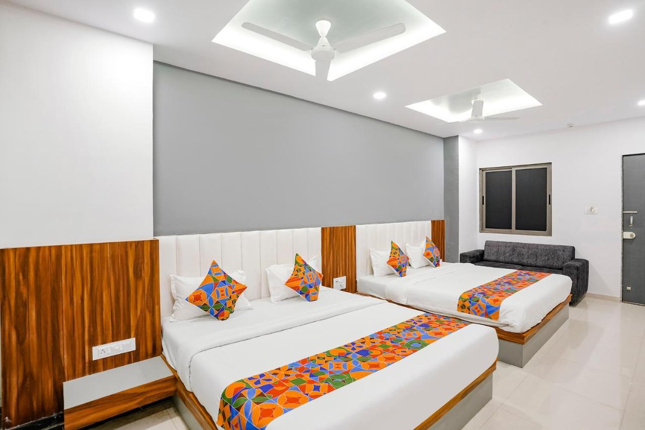 Fabhotel Magnus สุรัต ภายนอก รูปภาพ